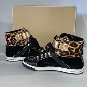 MICHAEL KORS CHEETAH HIGH TOP SNEAKERS W SIZE 6.5